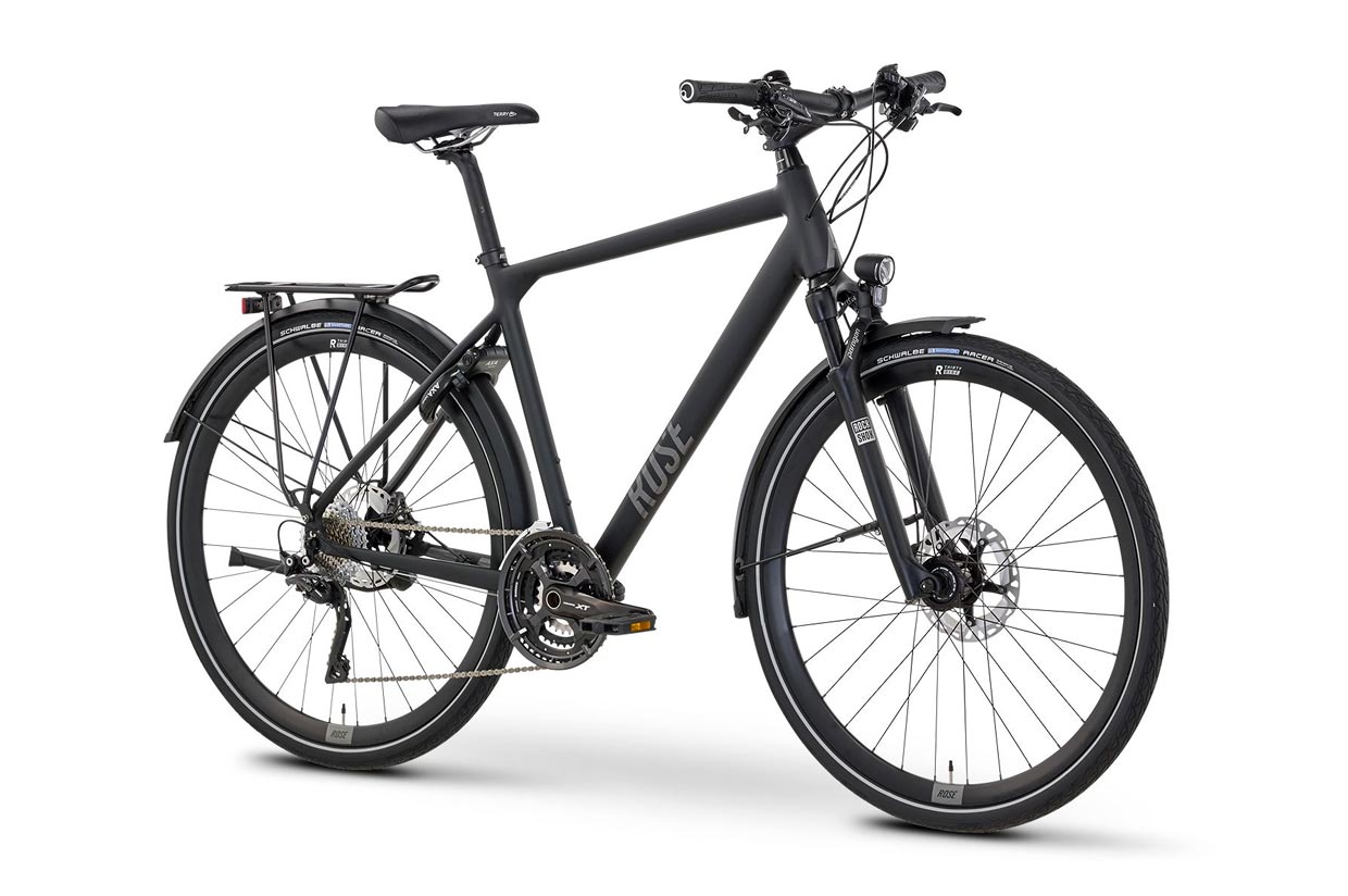 Trekking bicycle hotsell