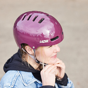 lazer armour helmet Armor Deluxe Incycle Bicycles A helmet is one of the most important things you should wear while youre riding ETRIKE.NET - OVERVIEW - LAZER