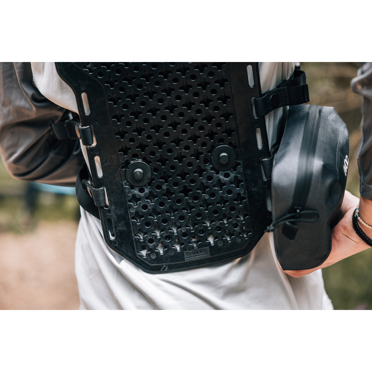 TORSO PROTECTOR PIN PACK WP 1.5 bag