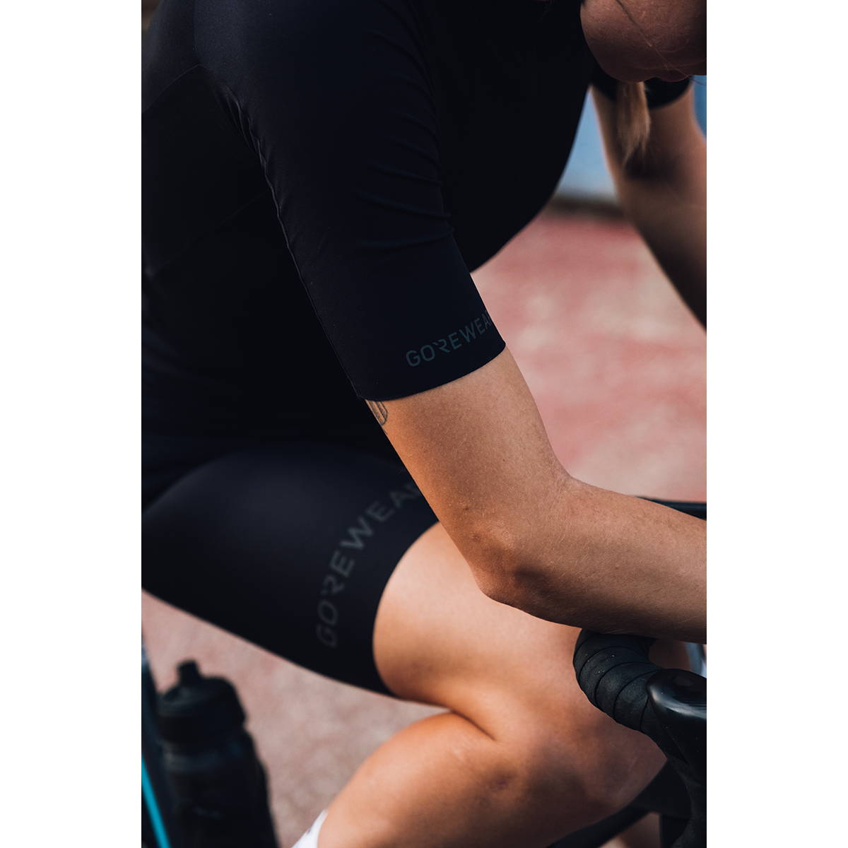 DISTANCE BIB SHORTS+ 2.0 WOMENS