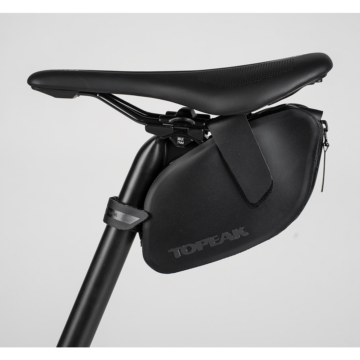 WEATHERPROOF DYNAWEDGE STRAP Large Saddle Bag