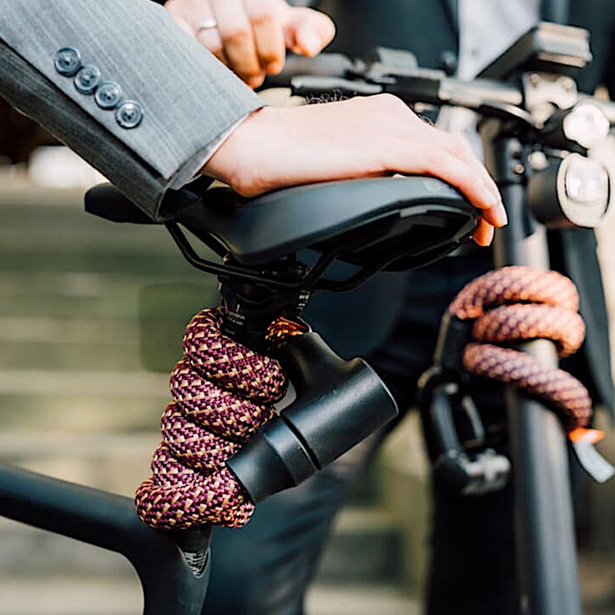 Orbit kettingslot textiel