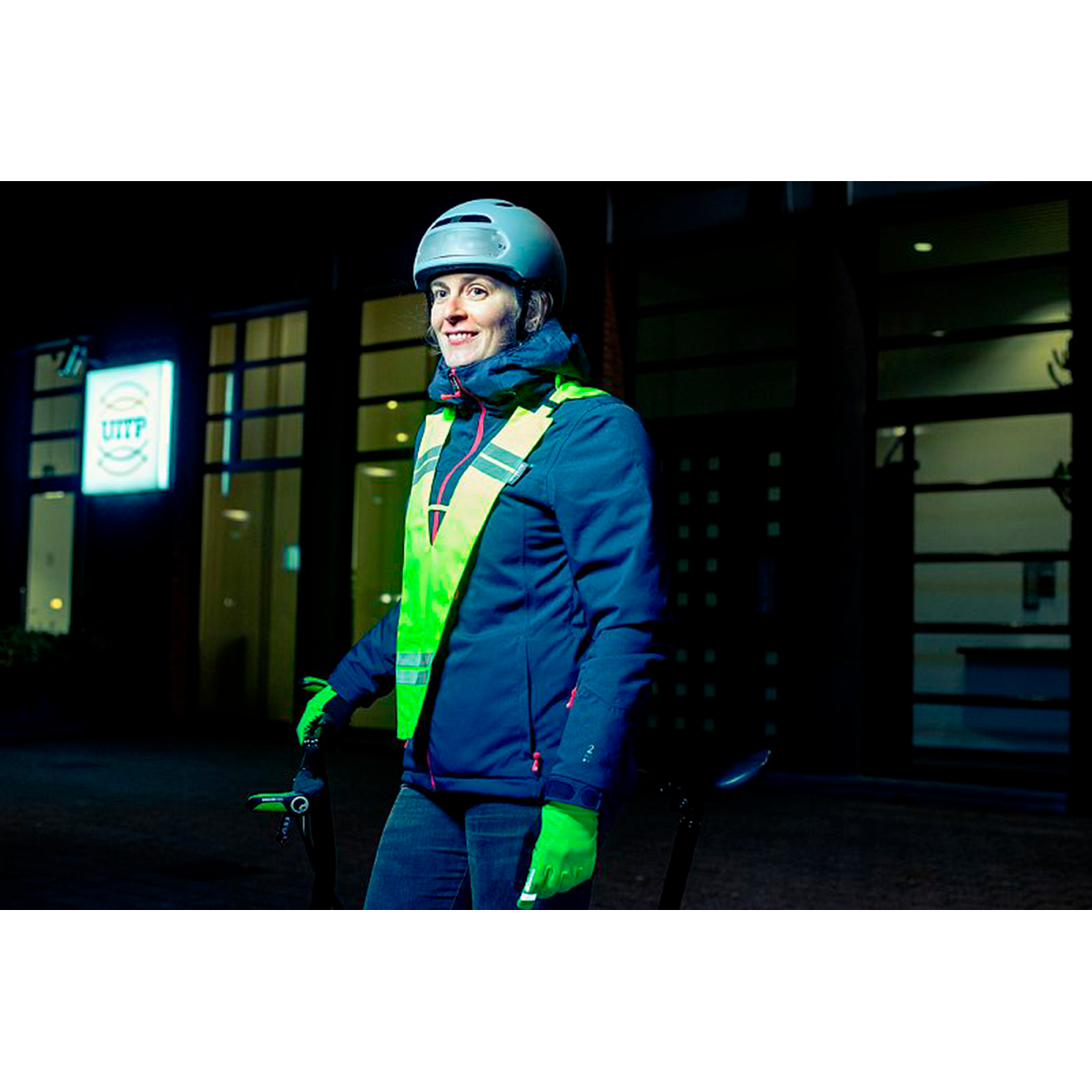 COLLAR FOR ADULTS reflective collar