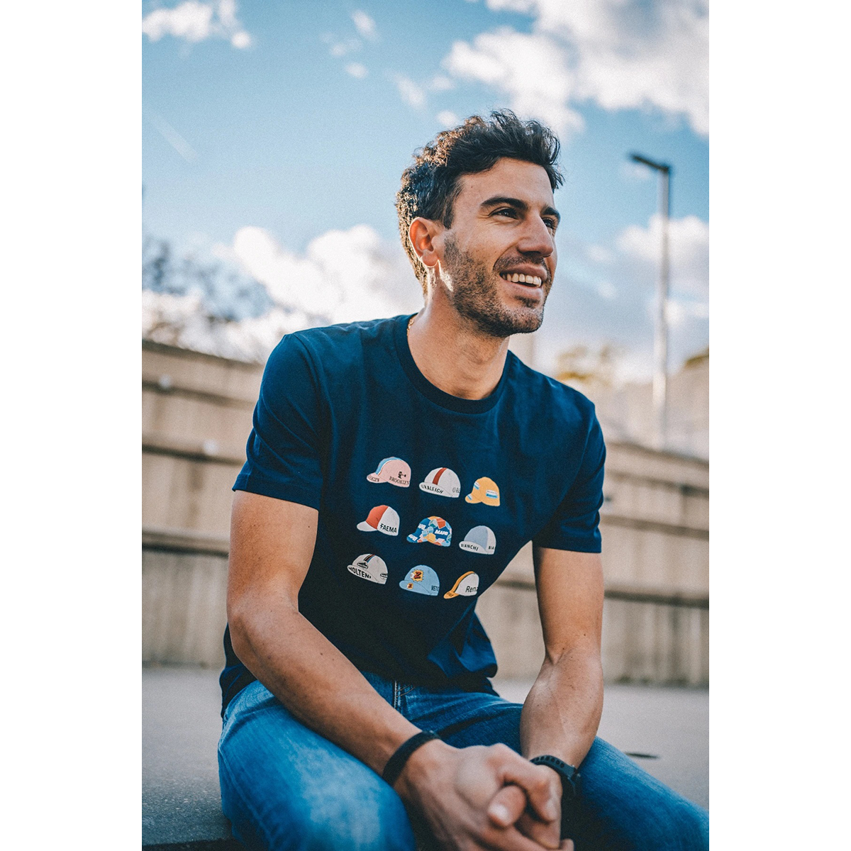 VINTAGE CYCLING CAPS T-Shirt