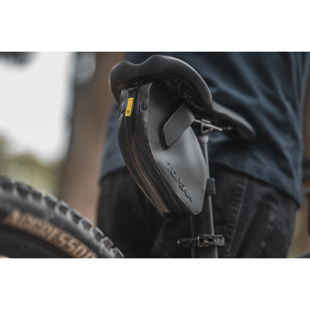 WEATHERPROOF DYNAWEDGE STRAP Large Saddle Bag