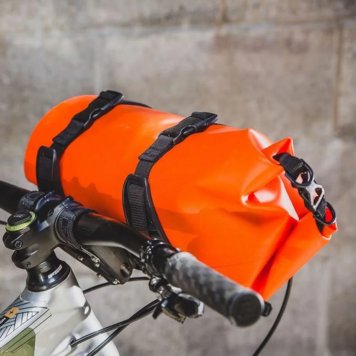 Heavy Duty Dry Bag 8 l