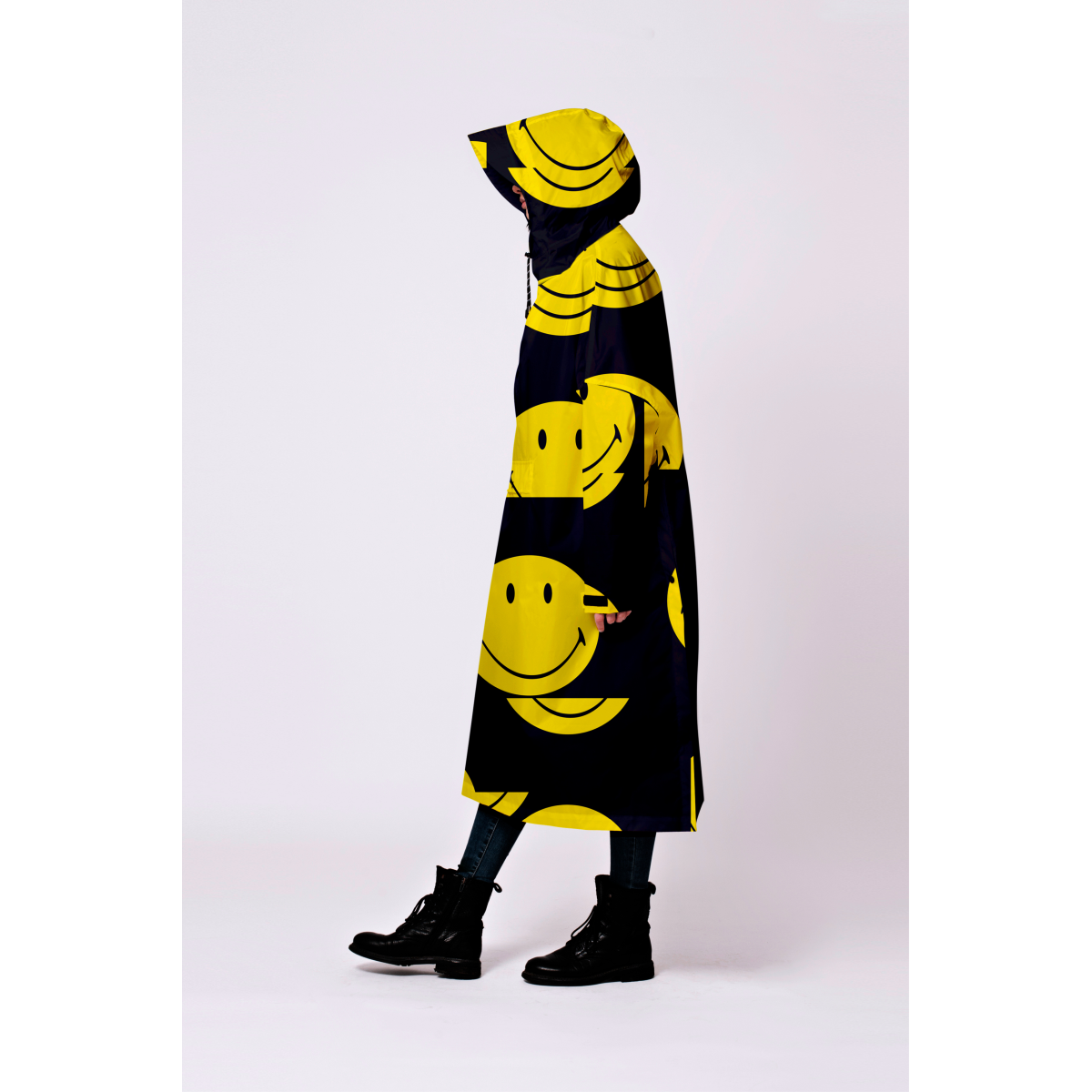 SMILEY PONCHO