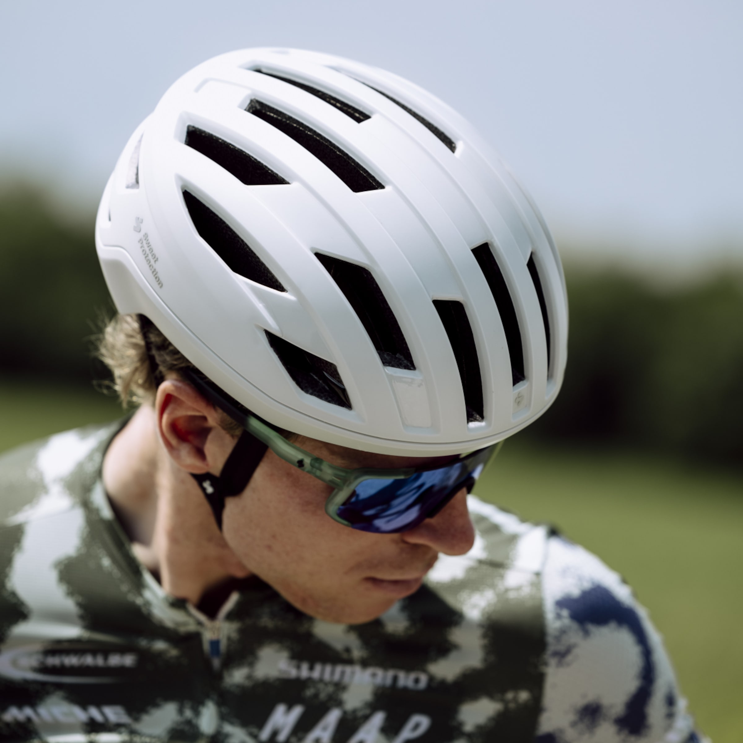 FLUXER MIPS fietshelm