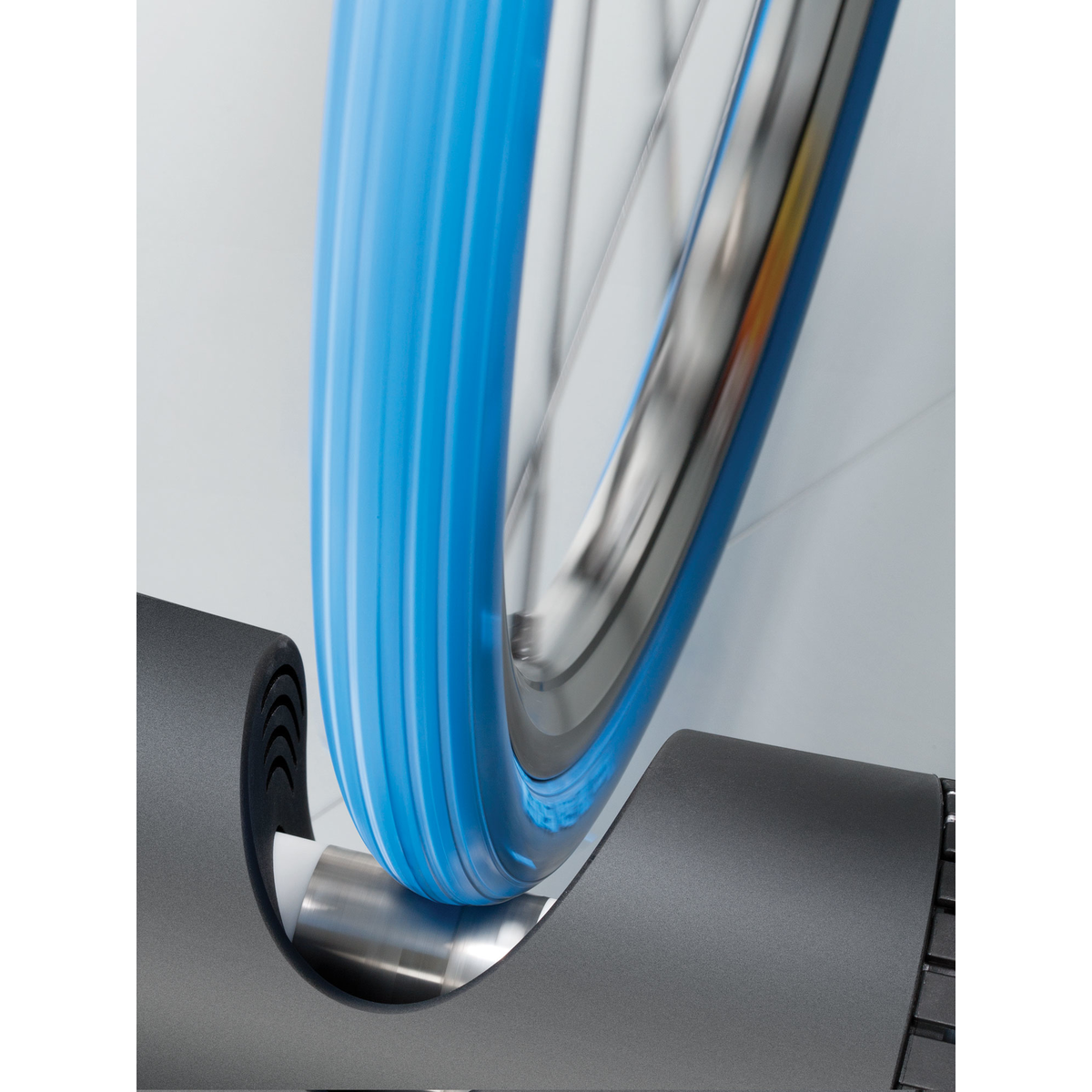 Home 2025 trainer pneu