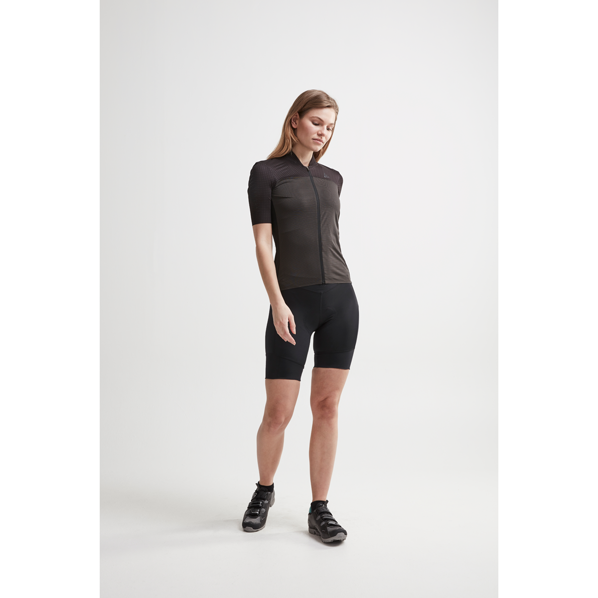 ESSENCE SHORTS W Women’s Cycling Shorts
