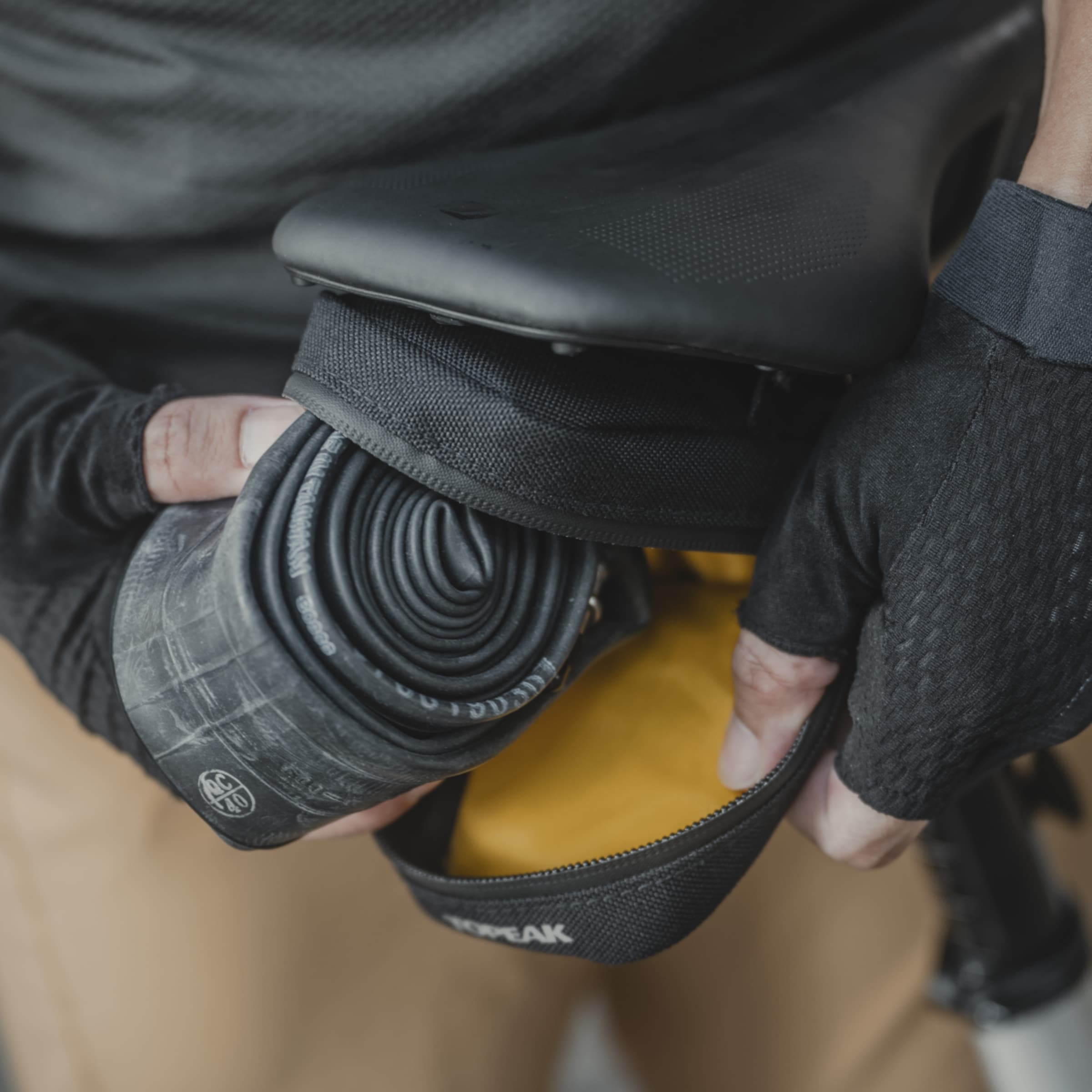 ELEMENTA SEATBAG SLIM zadeltas 