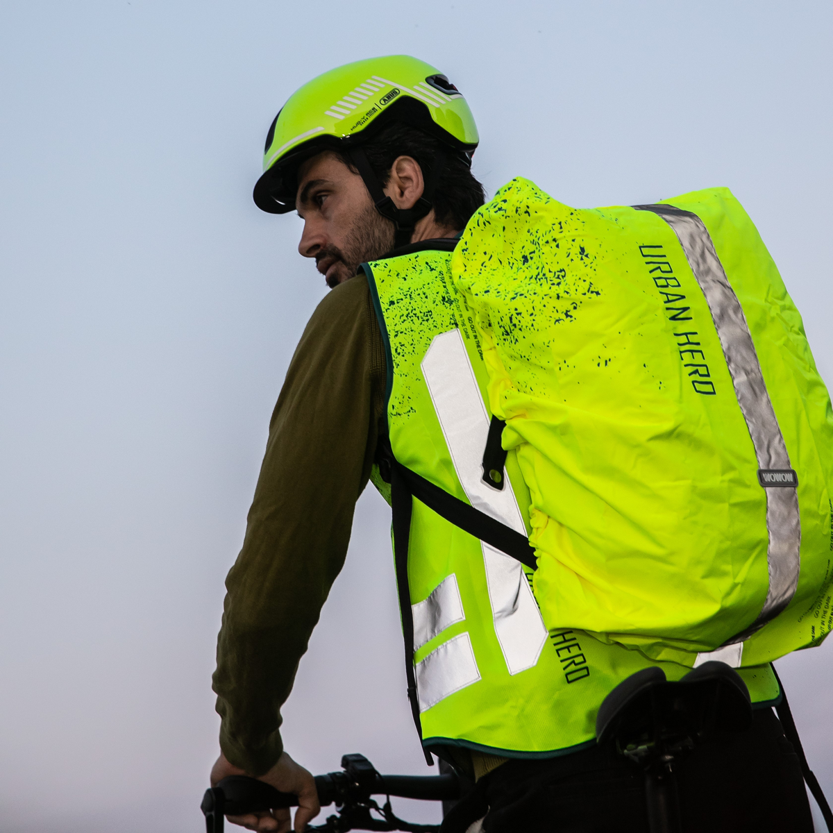 Urban Hero Backpack Rain Cover