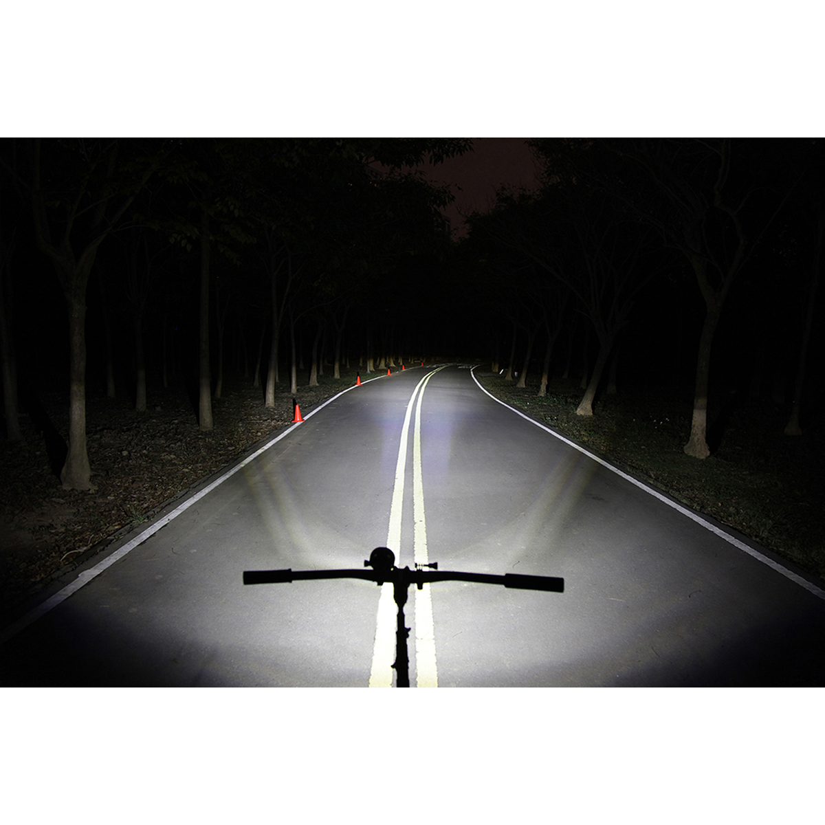 AEW-230 E-Bike Frontscheinwerfer mit Fernlichtfunktion