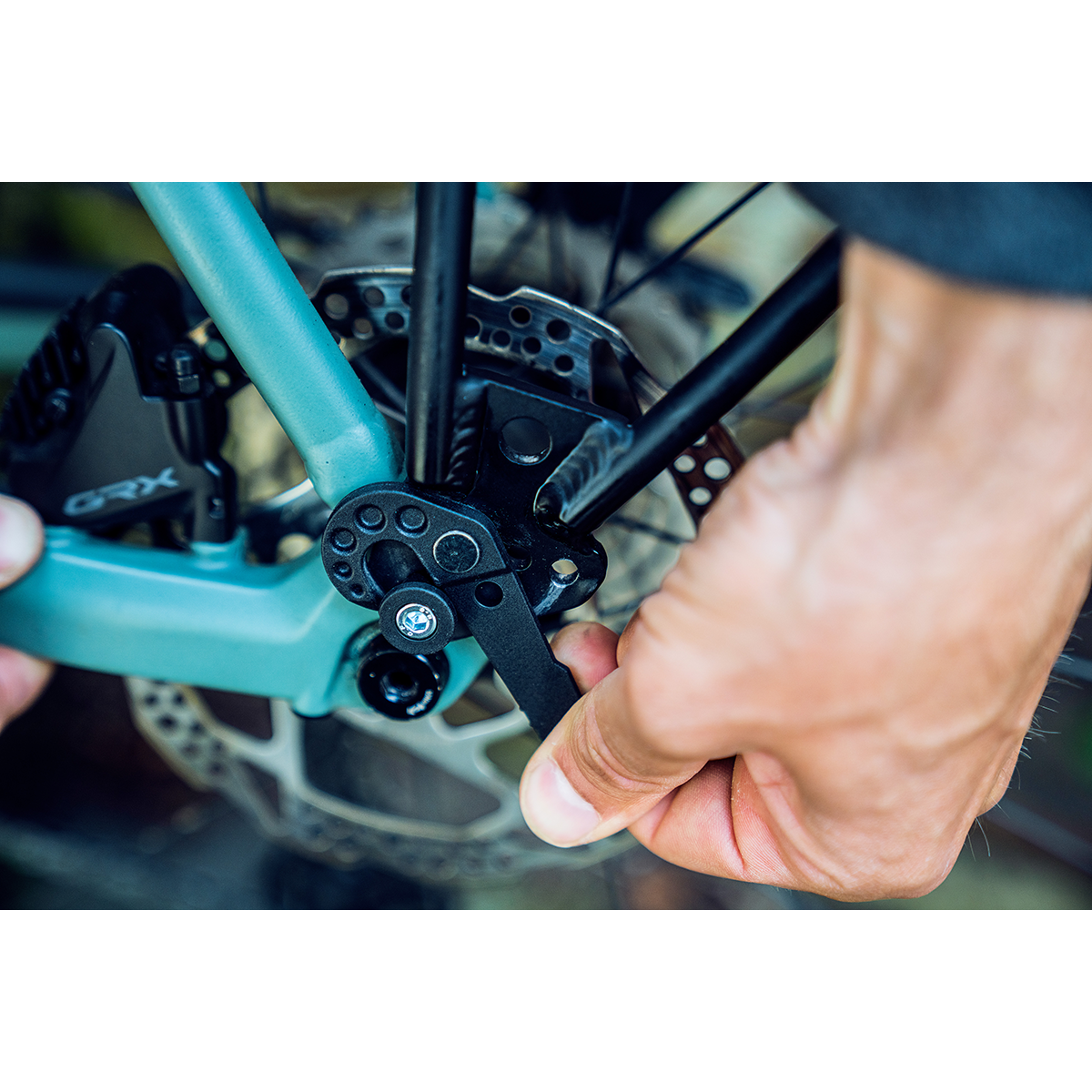 Shop QUICK-RACK Luggage Rack now | ROSE Bikes