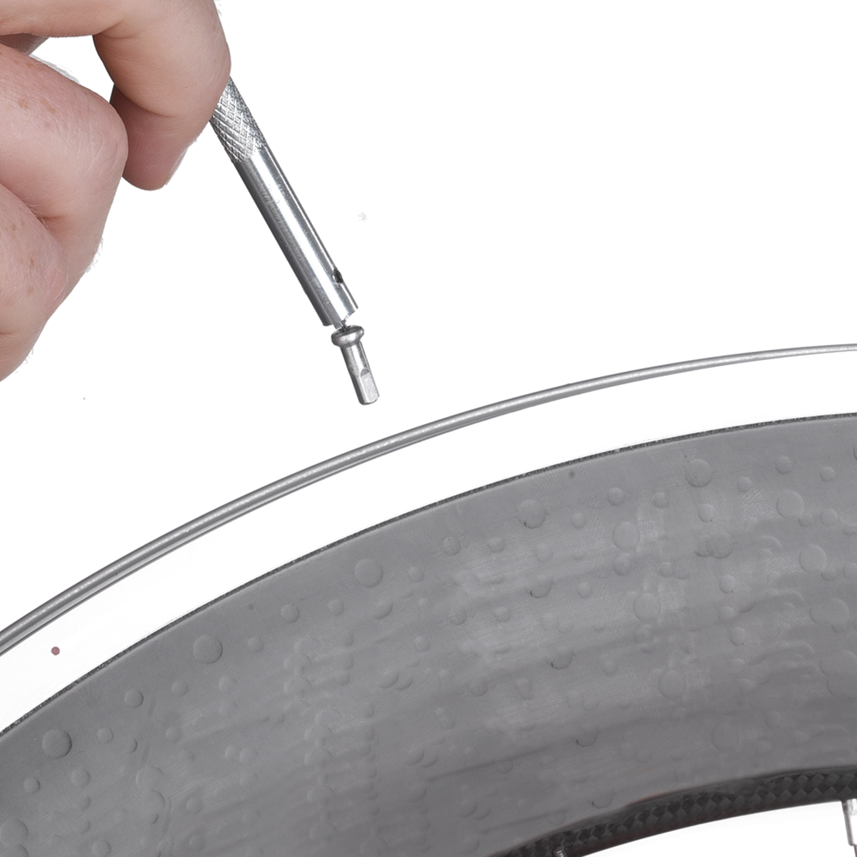 Nipple holder for deep section rims