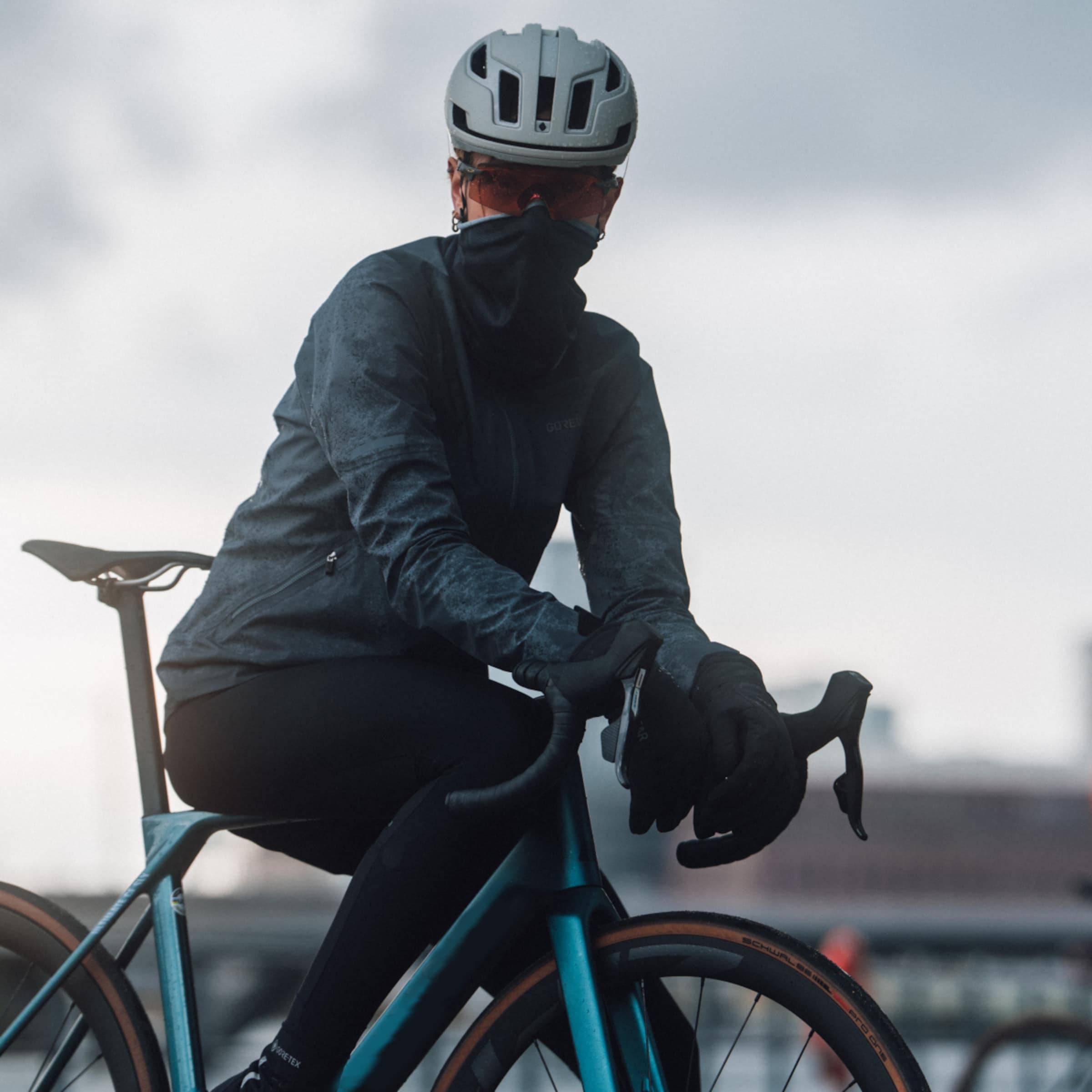 GORE-TEX INSULATED Winter Cycling Gloves