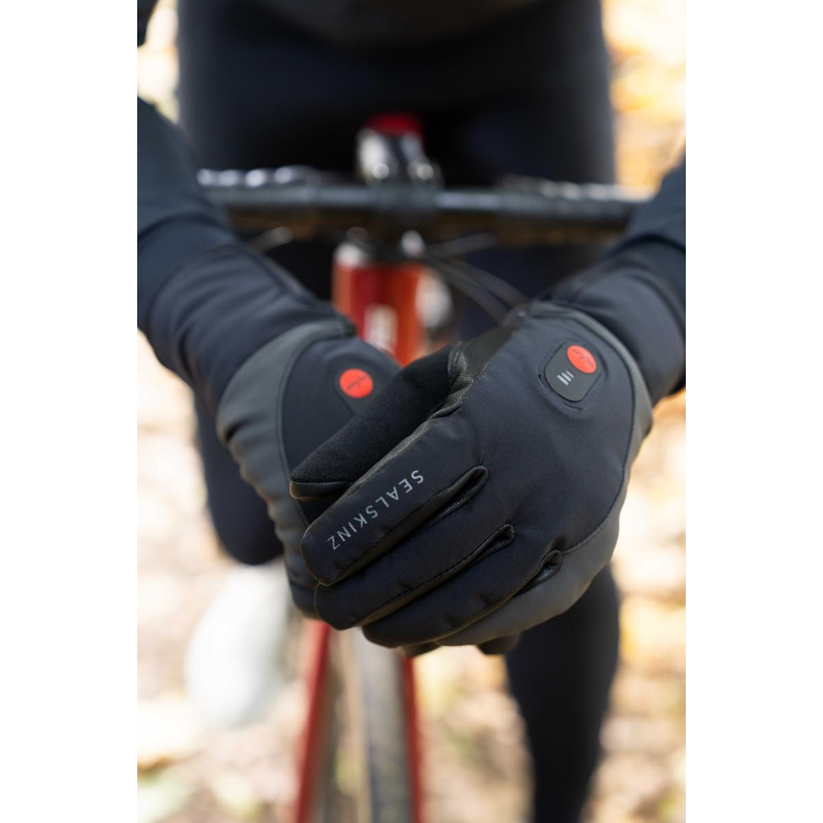 Cold weather heated cycle top gloves