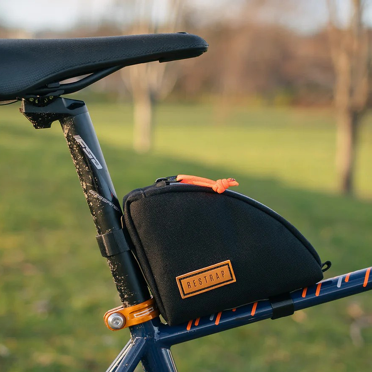 REAR TOP TUBE bovenbuistas