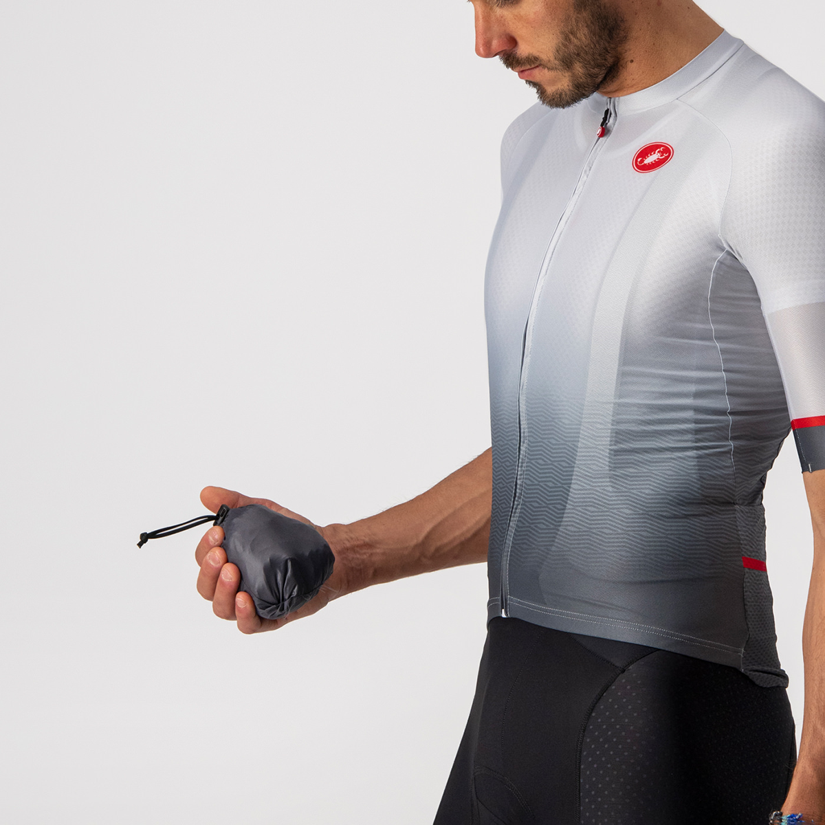 ARIA SHELL JACKET Windbreaker