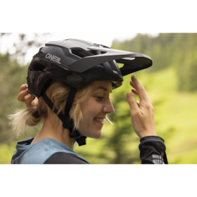 TRAILFINDER EVO MTB-helm