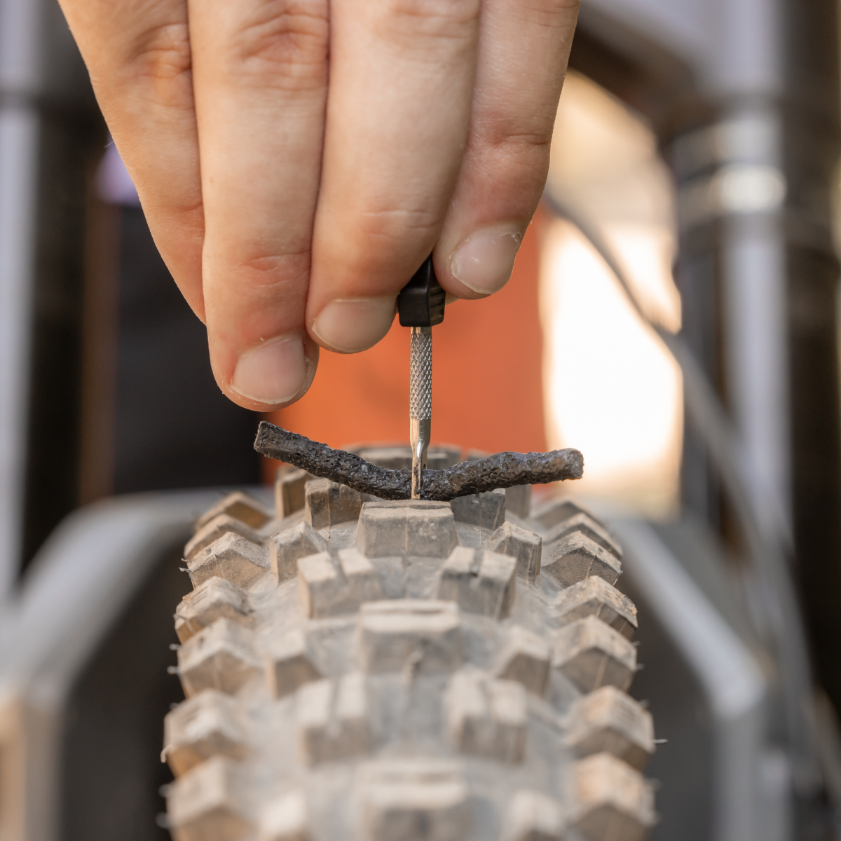 F16 minitool met Tubeless Plug-Kit