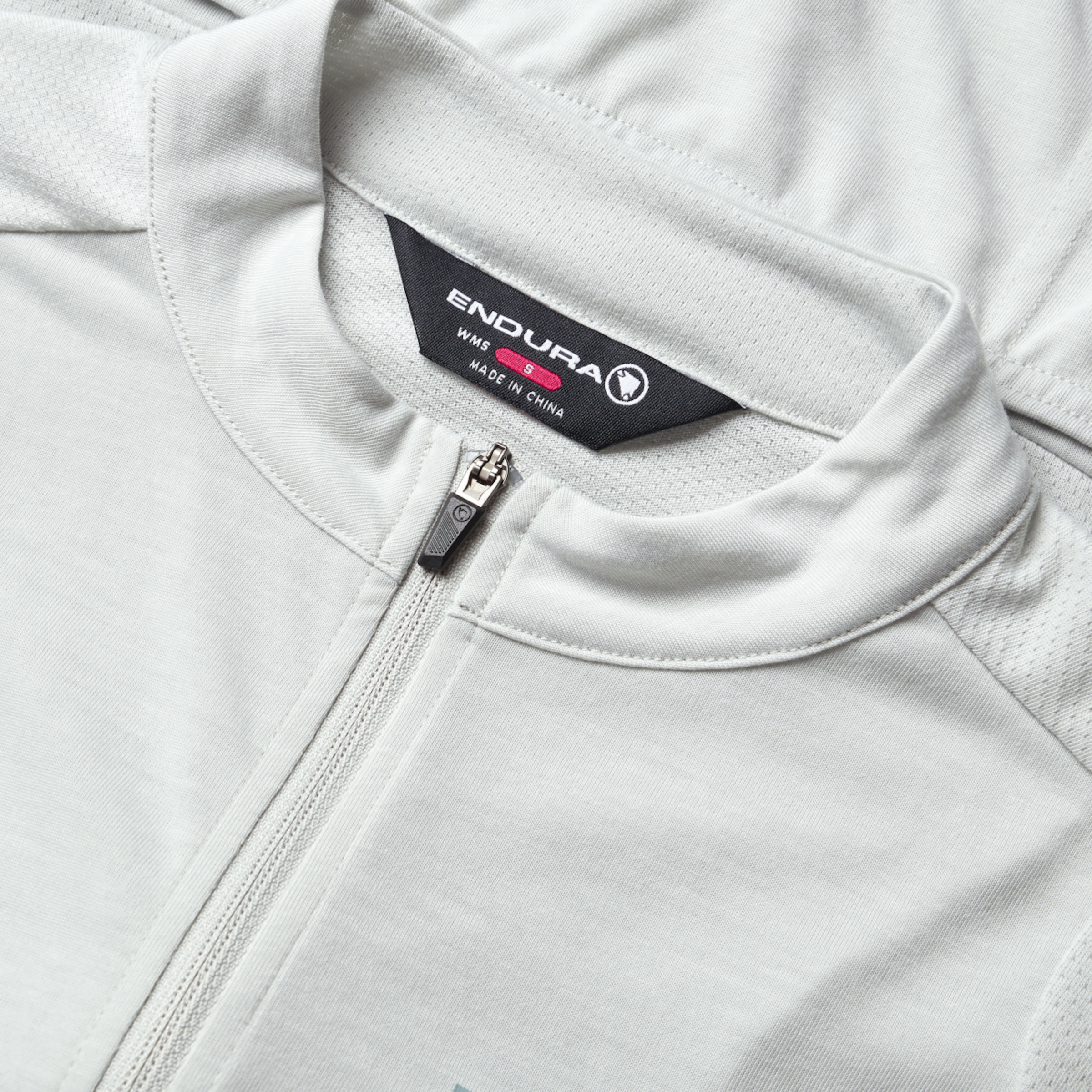 WOMEN'S LOOP S/S ZIPPED JERSEY Women's Short Sleeve Cycling Jersey