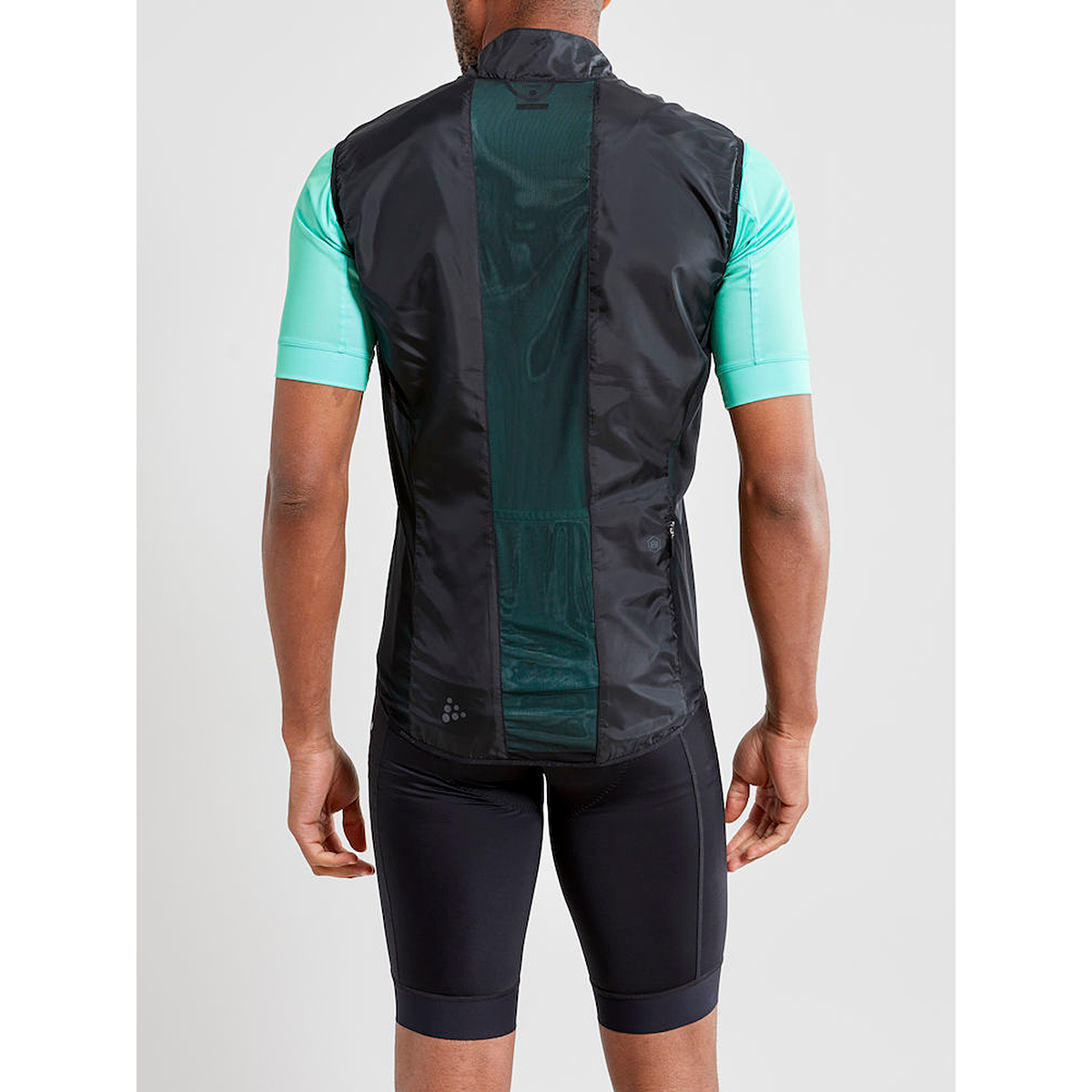 ESSENCE LIGHT WIND VEST M