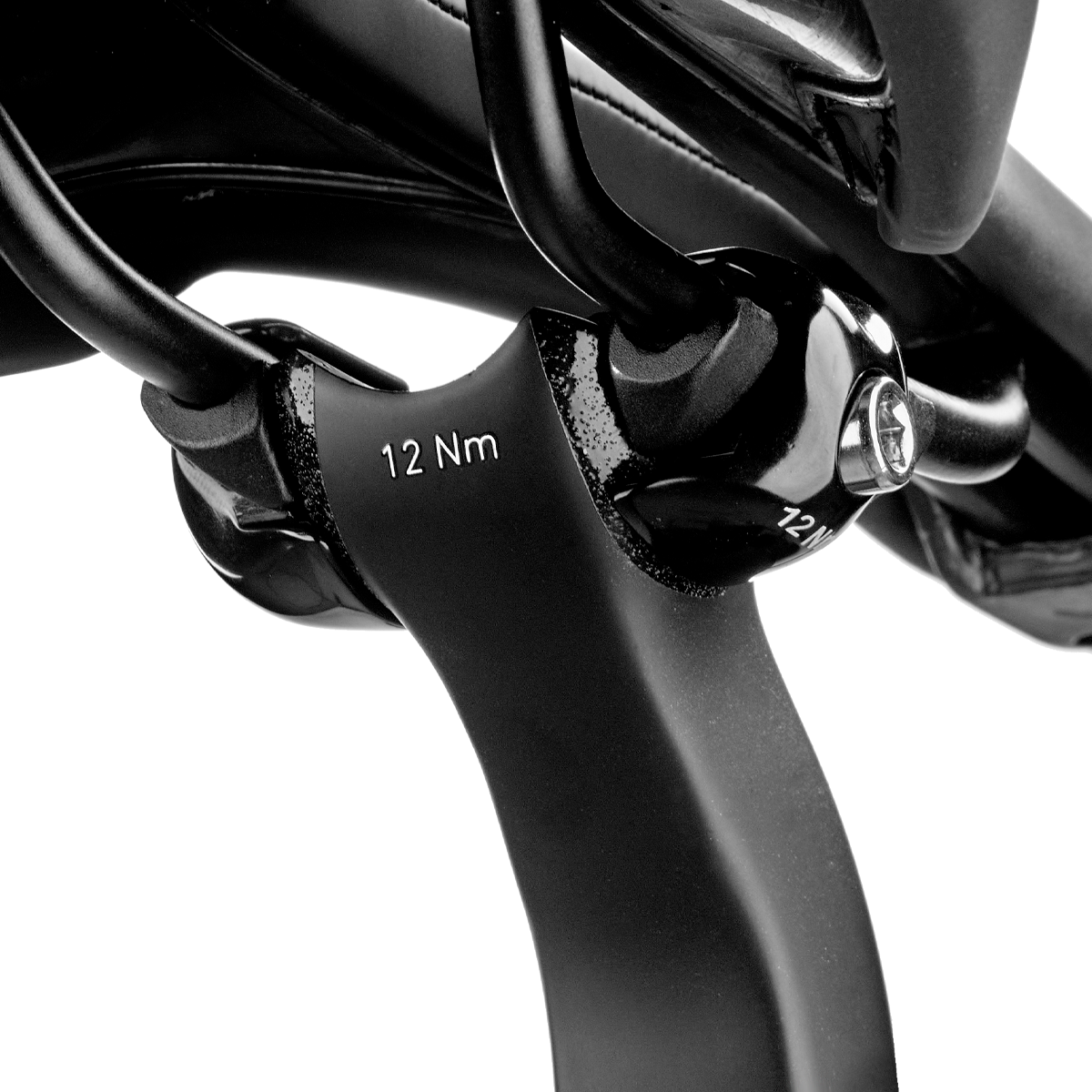 D-Shape Carbon Seat Post I 25 mm Setback I 490 mm length