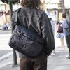 MIDTOWN 20 l MESSENGER Umhängetasche