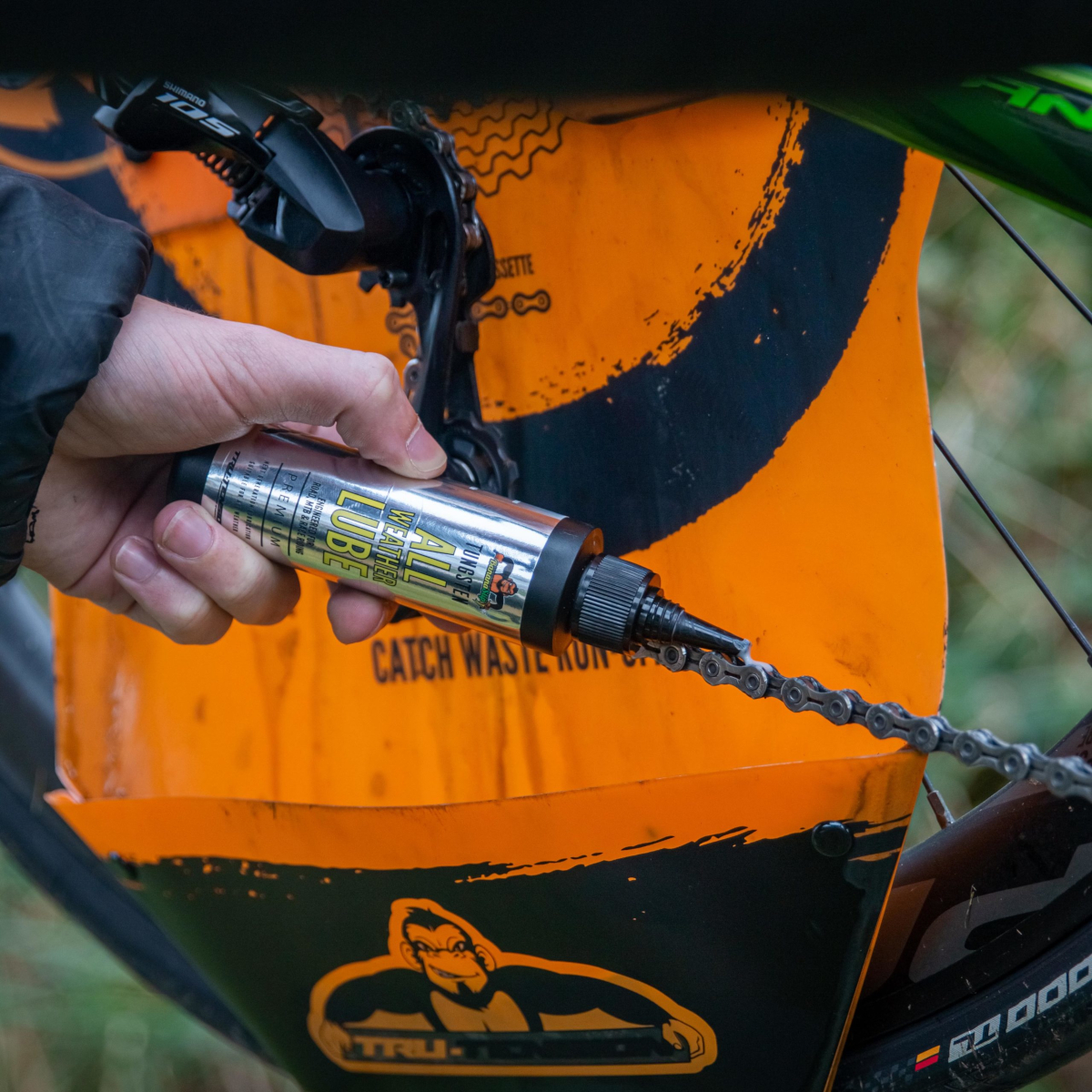 Grime Guard Wheel Cover with Tray Cleaning Aid