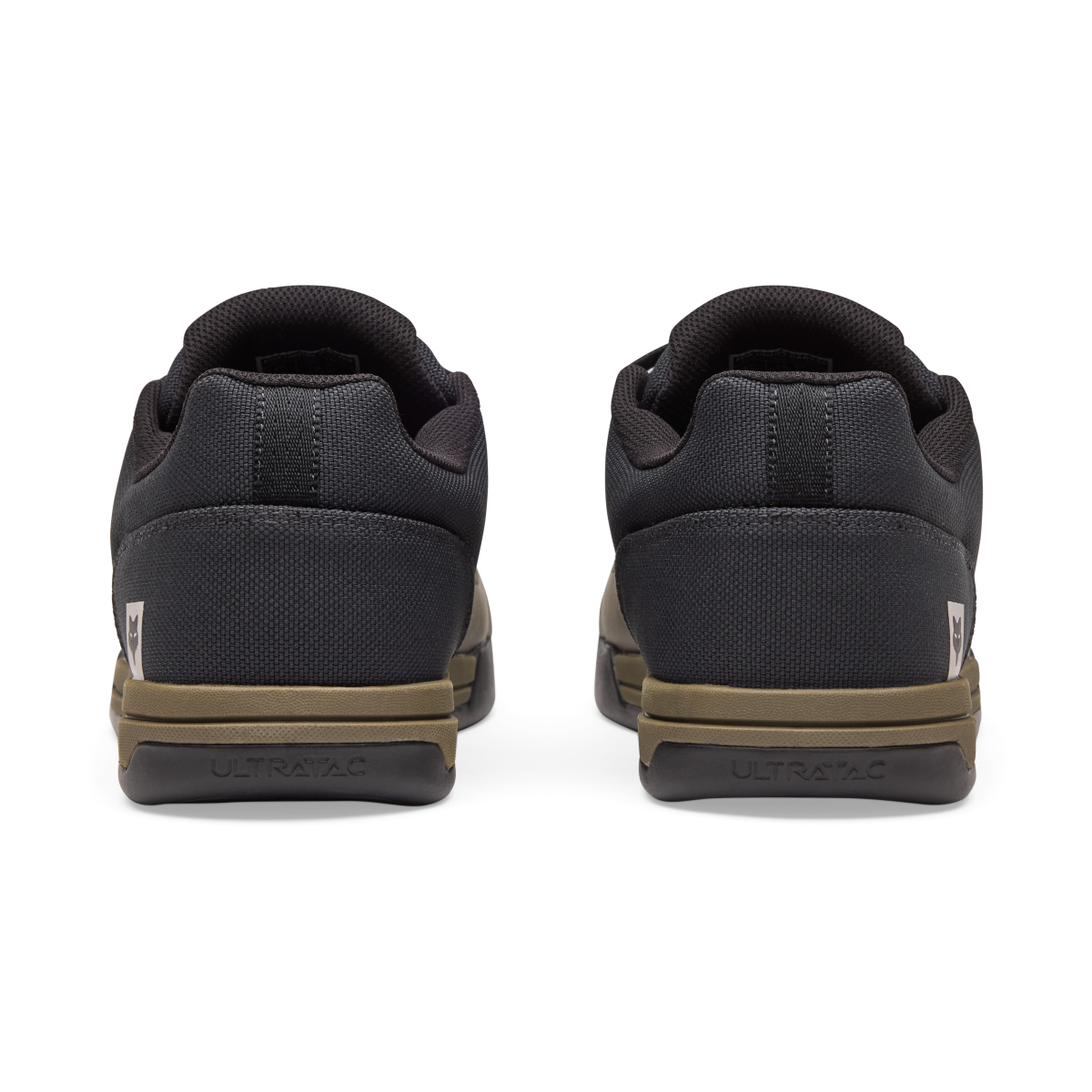 UNION CANVAS Flat Pedal Shoes