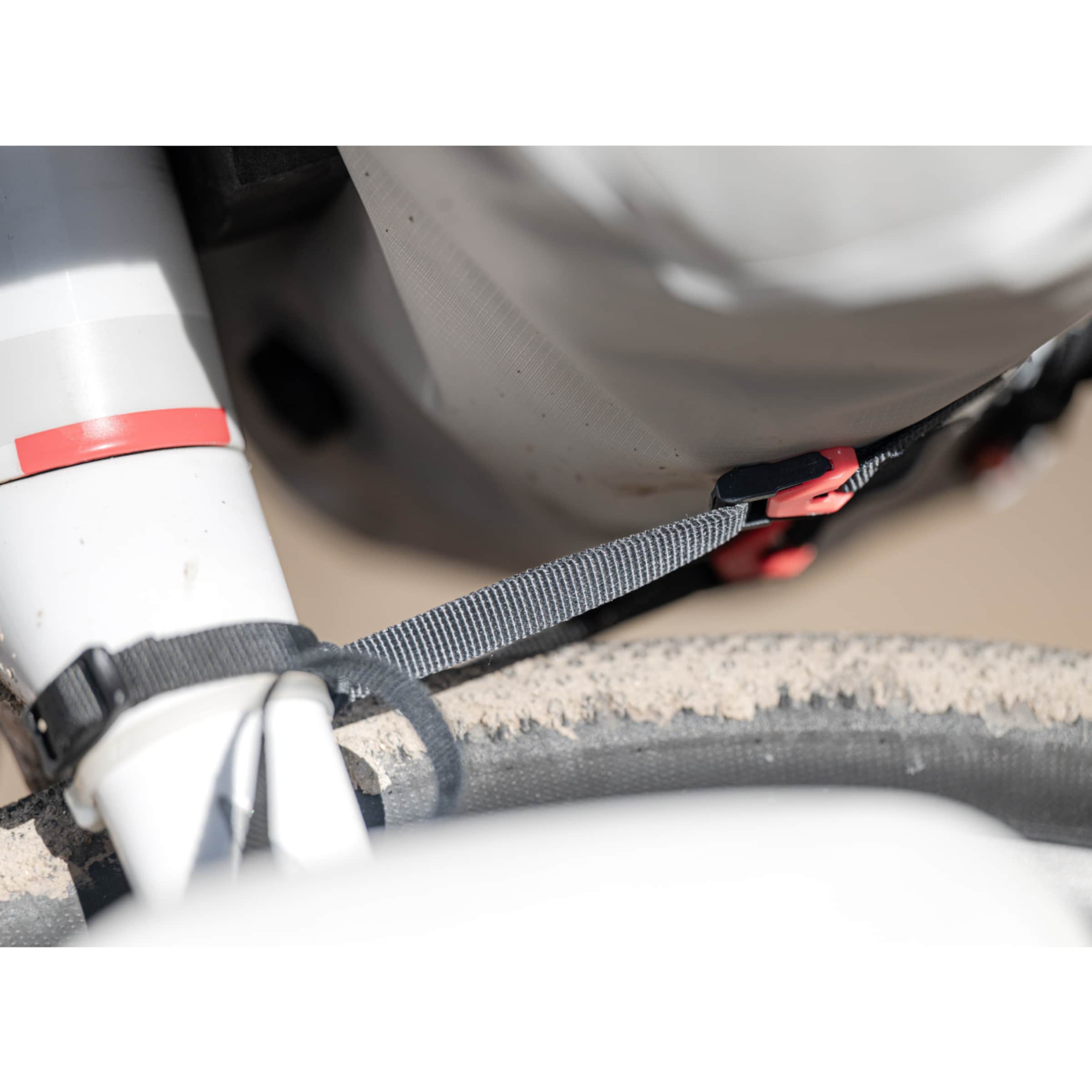 HANDLE BAR ROLL BAG / 02