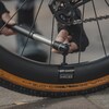 Two Timer XT Minipumpe mit CO2-Inflator und Tubeless-Werkzeug
