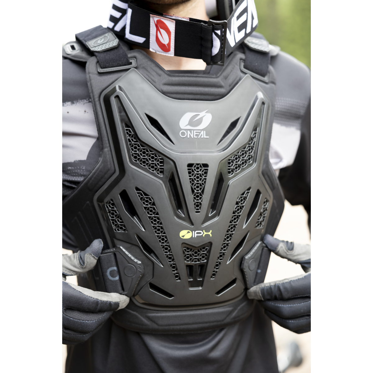 SPLIT CHEST PROTECTOR LITE V.22 Torso Protector