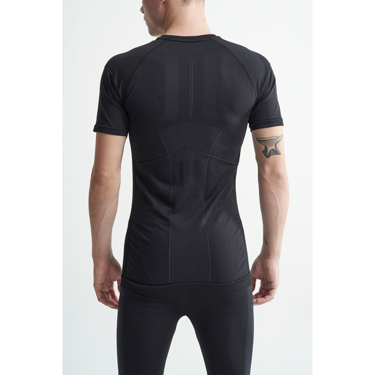 ACTIVE INTENSITY SS M Short Sleeve Base Layer