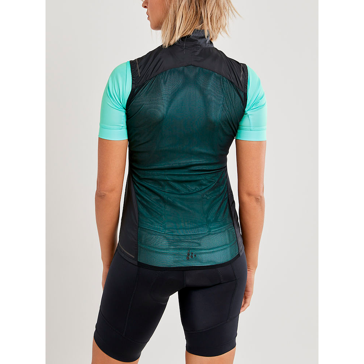 ESSENCE LIGHT WIND VEST W