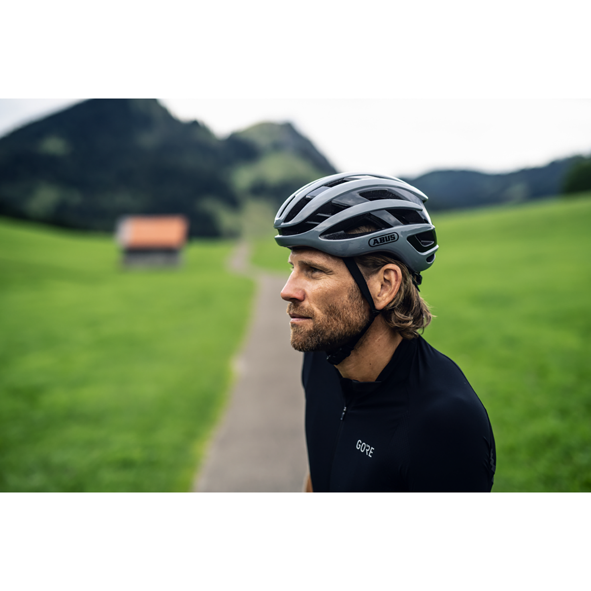 AIRBREAKER Bicycle Helmet