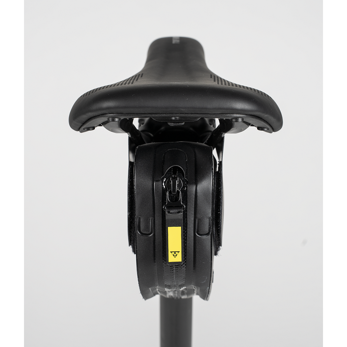 WEATHERPROOF DYNAWEDGE STRAP Large Saddle Bag