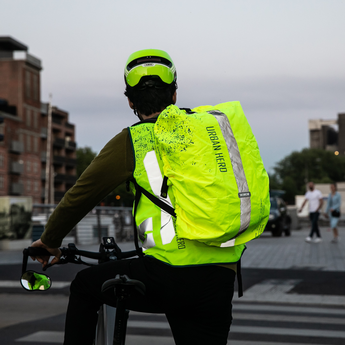 Urban Hero Backpack Rain Cover