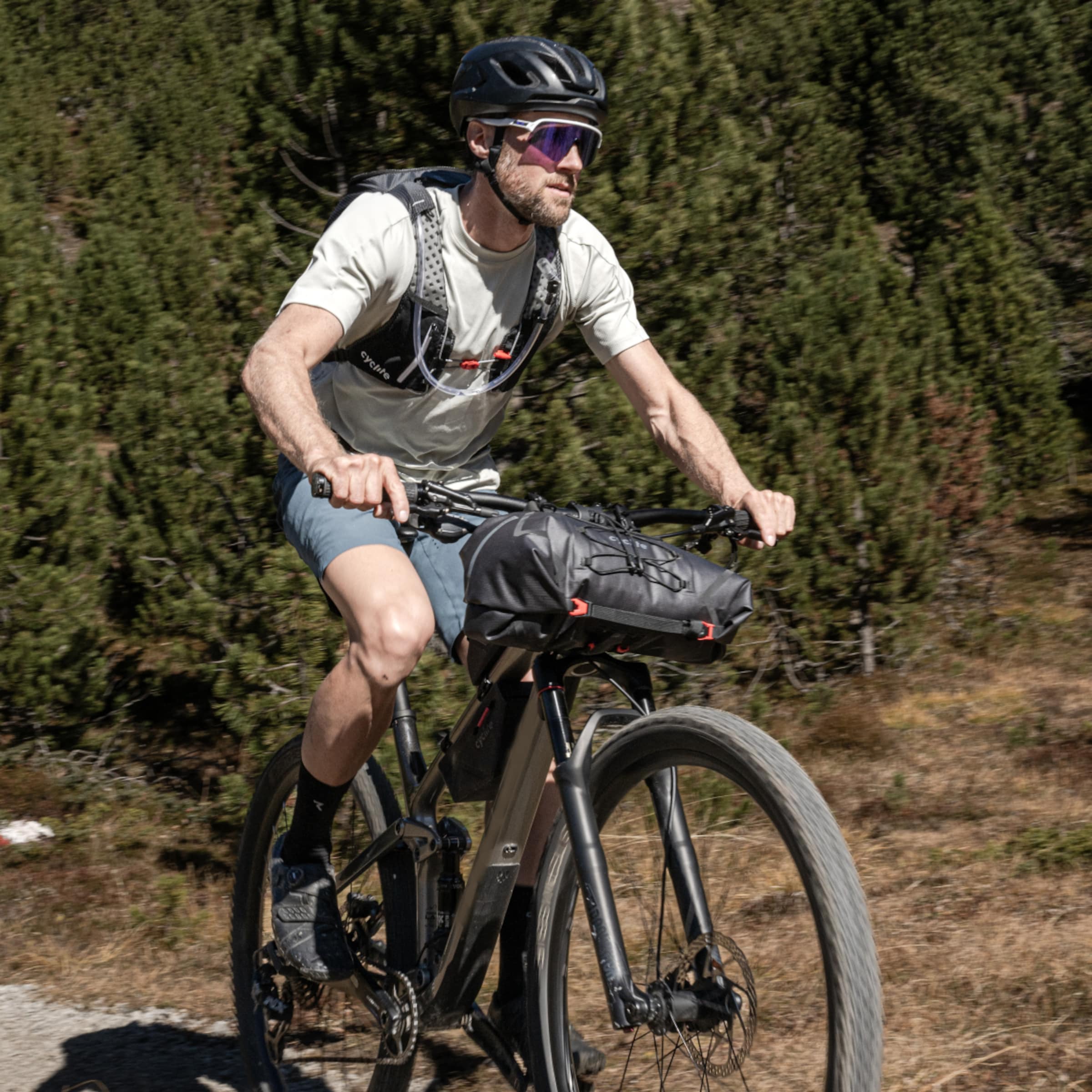 HANDLE BAR ROLL BAG / 02