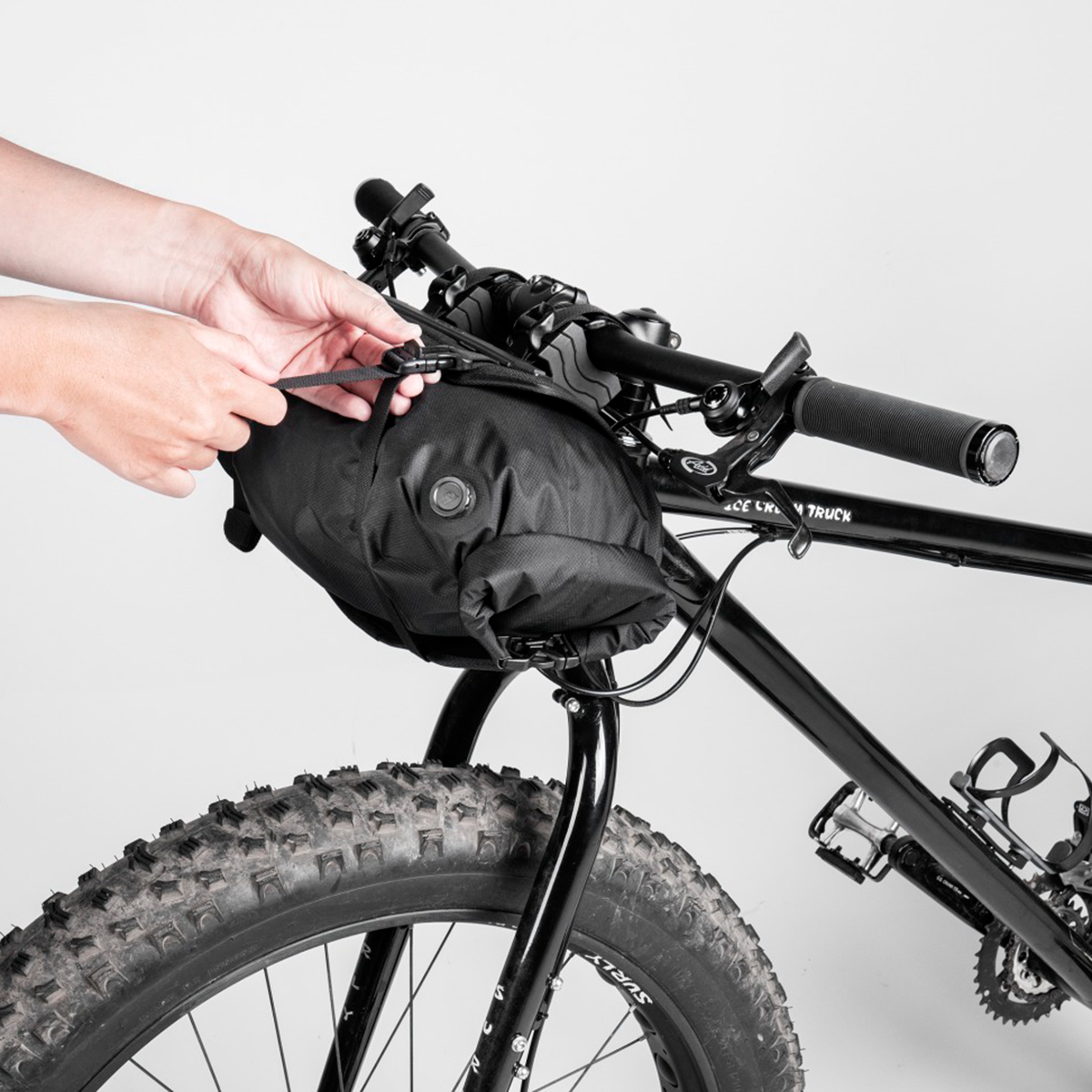 FRONTLOADER Bike Packing Handlebar Bag