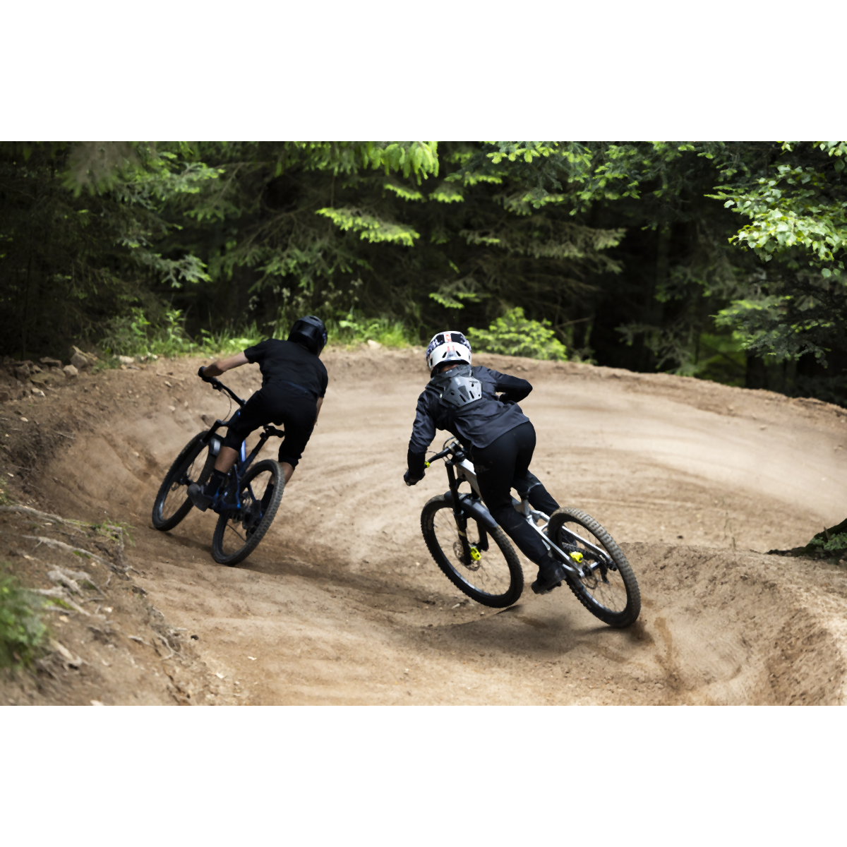 SPLIT CHEST PROTECTOR LITE V.22 Torso Protector