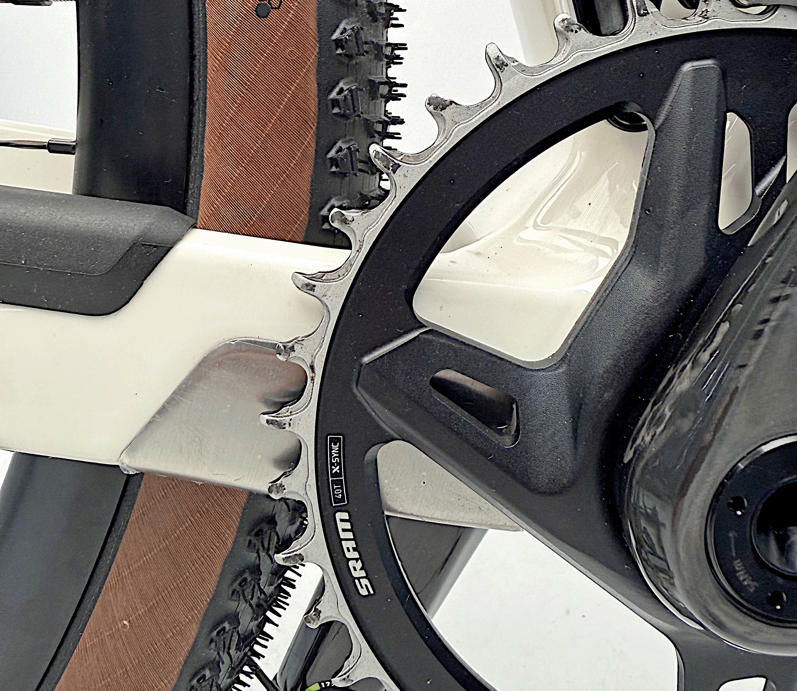 Backroad Force AXS Ausstellungsbike Größe : M/L (B-Ware) 