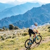 UNLIMITED CARGO BIBSHORT Trägerhose