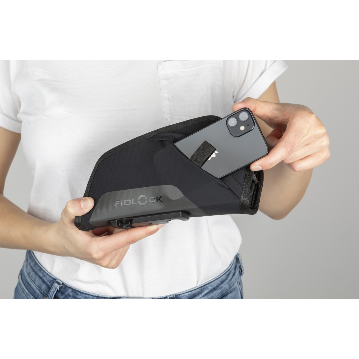 Sacoche vélo TWIST essential bag incl. support de cadre bike base