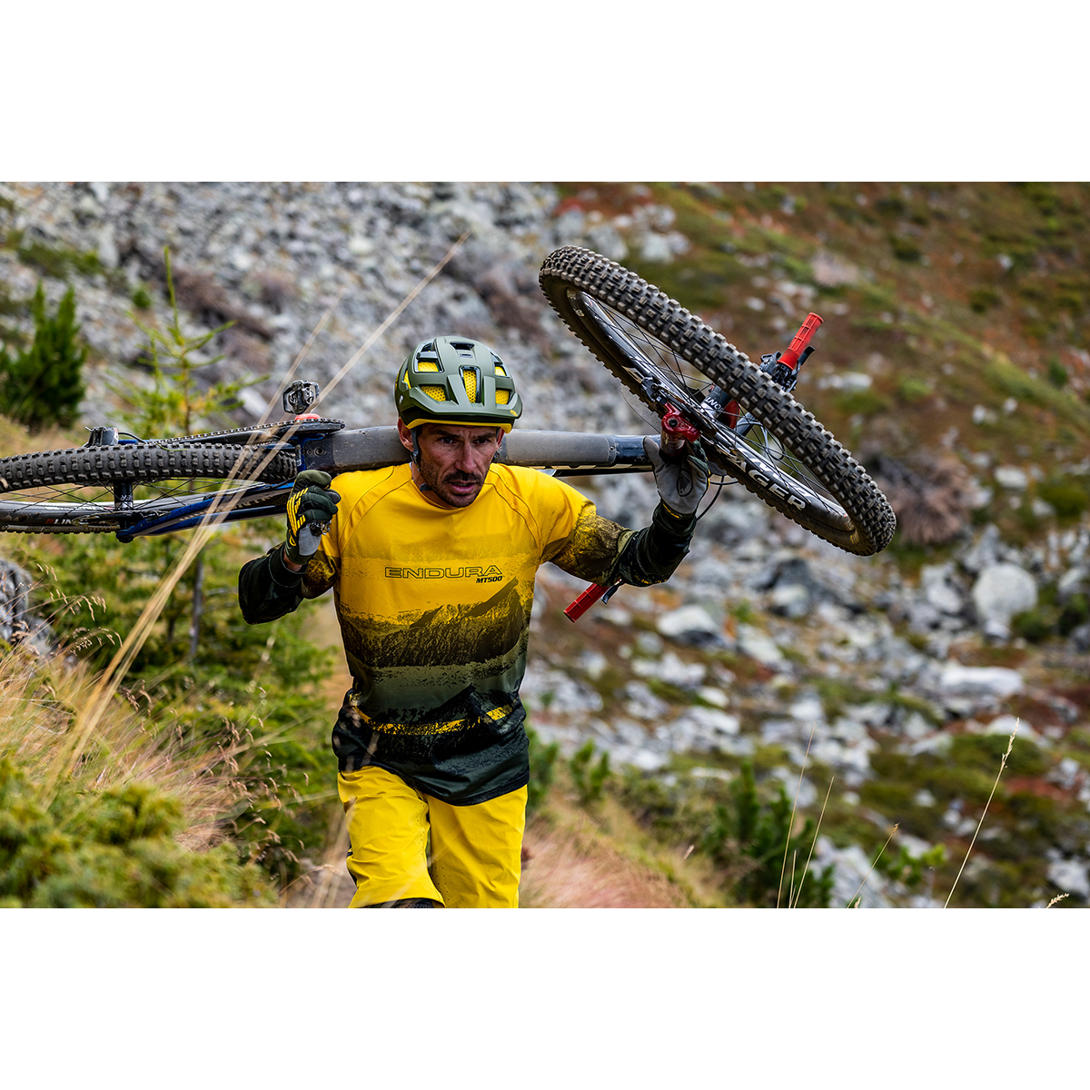 MT500 SCENIC T-SHIRT LTD Langarm Bikeshirt