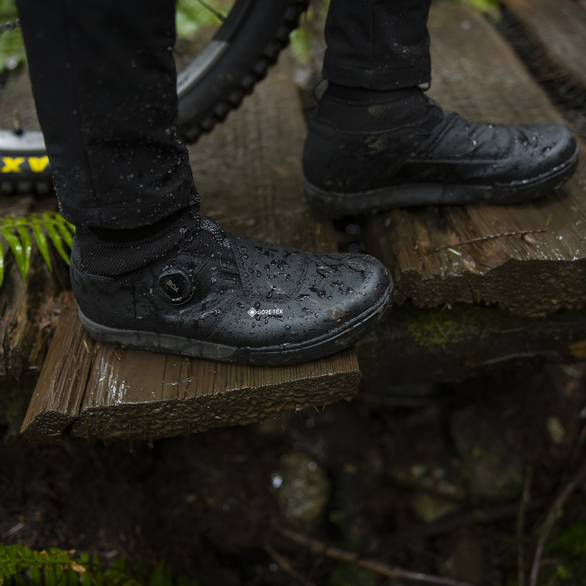 SH-GF800GTX Gore-Tex flatpedalschoenen