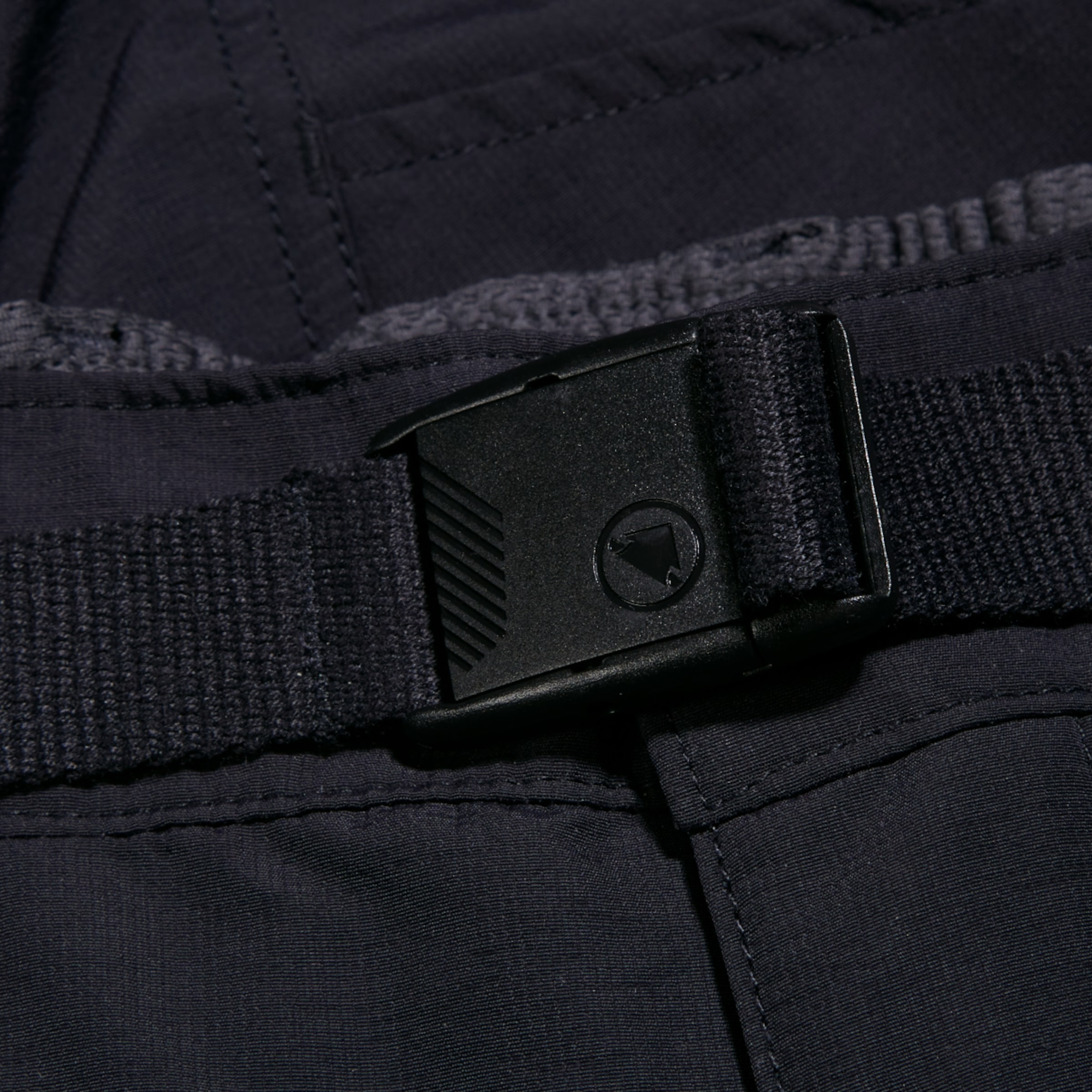 HUMMVEE SHORT MET BINNENBROEK MTB-bikeshort