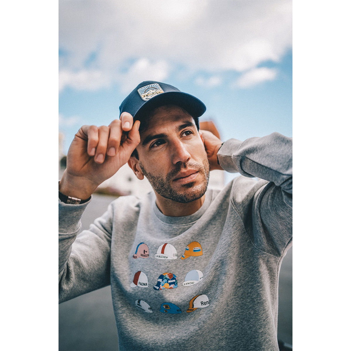 VINTAGE CYCLING CAPS SWEATER Sweatshirt