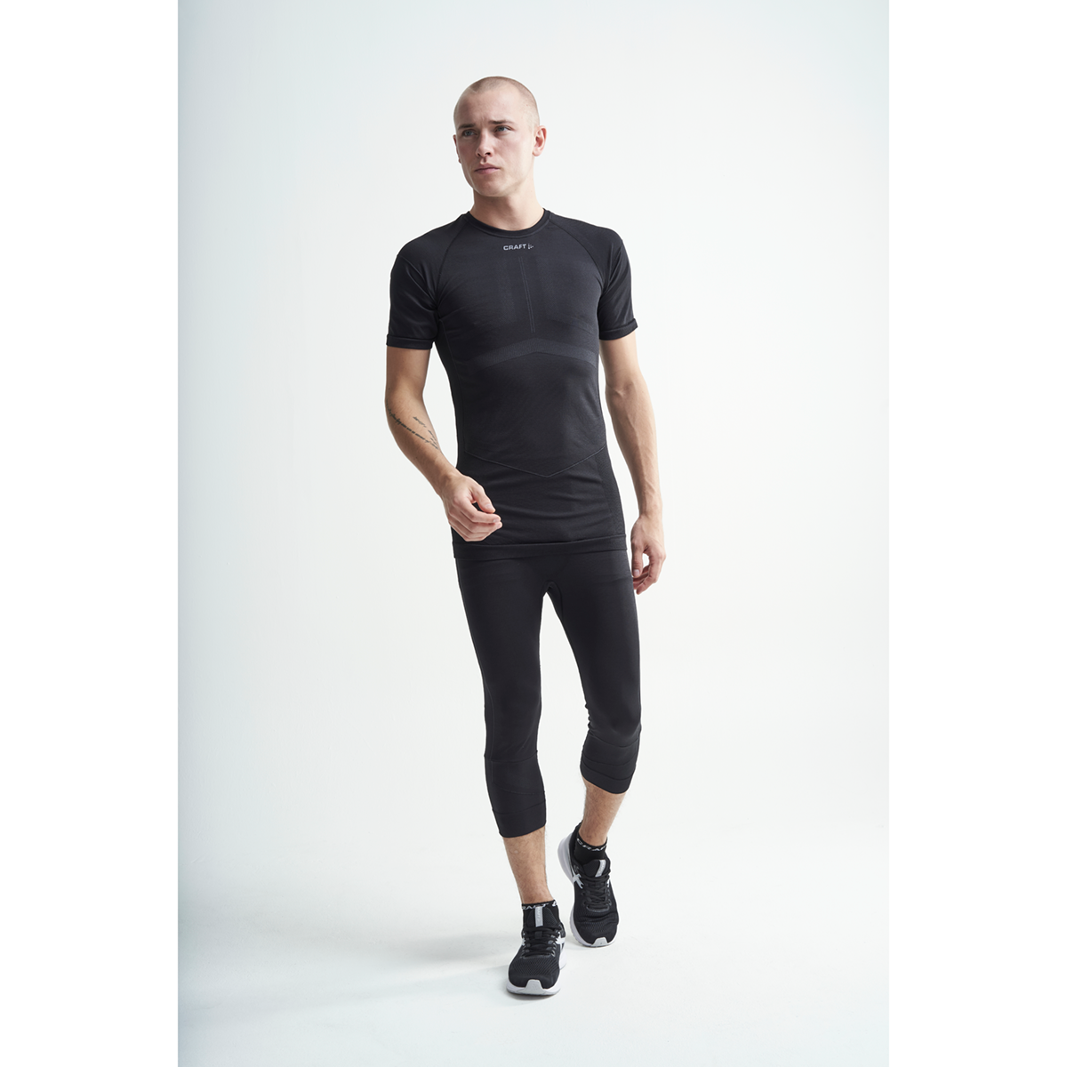 ACTIVE INTENSITY SS M Short Sleeve Base Layer